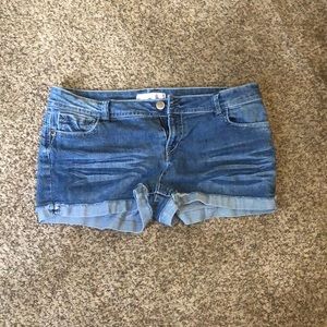 NOBO NO BOUNDARIES JEAN SHORTS